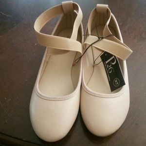 P26 BALLET FLATS